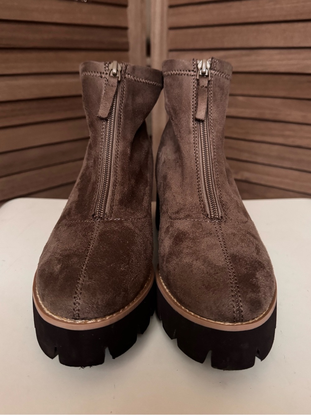 BC Footwear Taupe Suede Chunky Lug Sole Ankle Boots Size 7